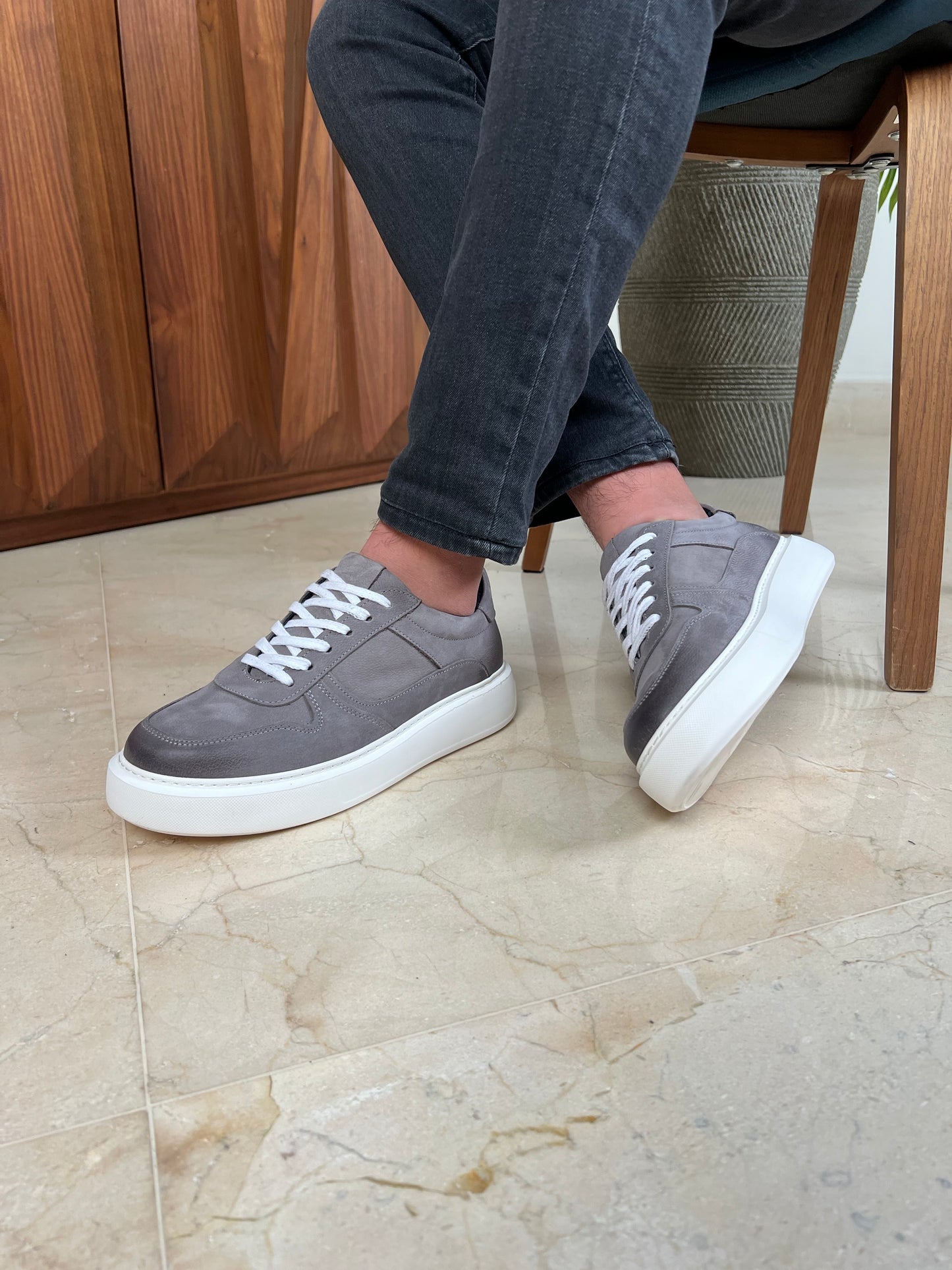 GREY HIGH SOLE SNEAKER