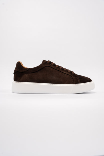 BROWN SUEDE SNEAKER