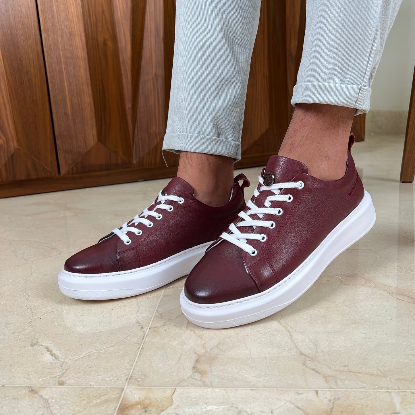 Burgundy High sole Sneaker