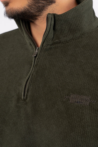 OLIVE HIGHNECK ZIPPER SWEATER