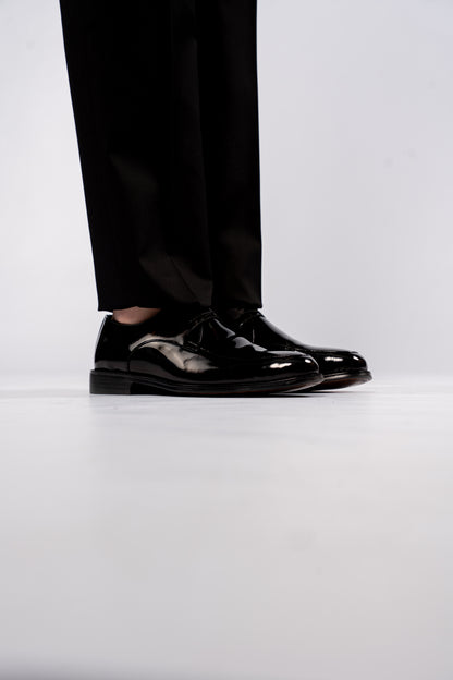 BLACK ELEGANCE PATENT DERBY