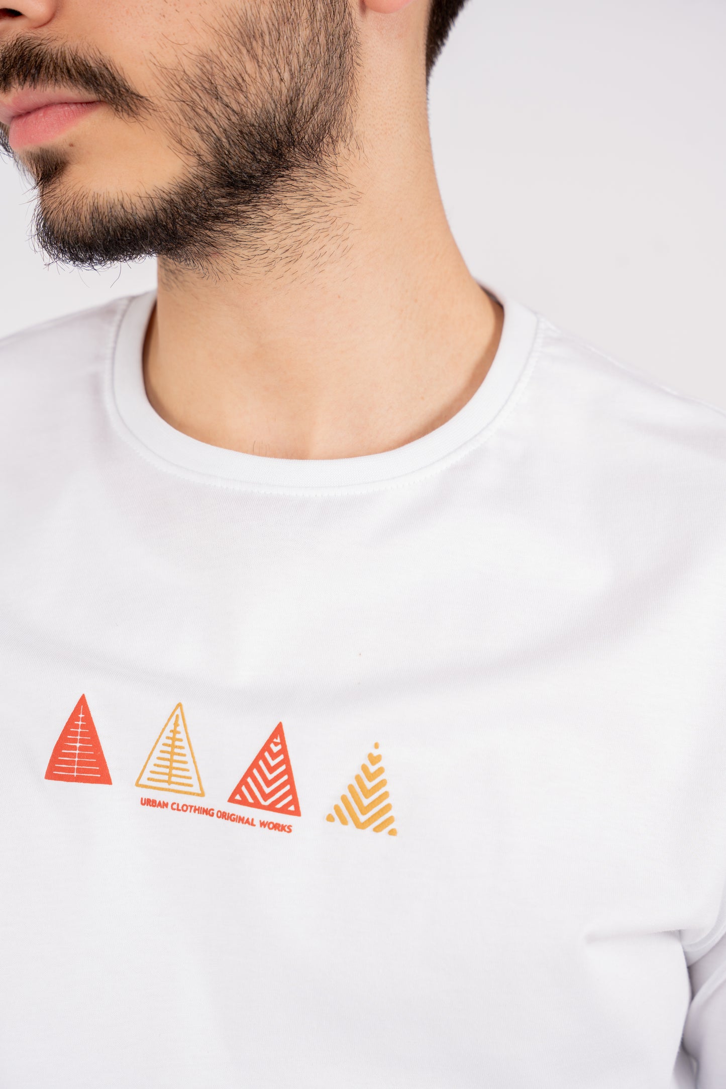 WHITE TRIANGLES TSHIRT