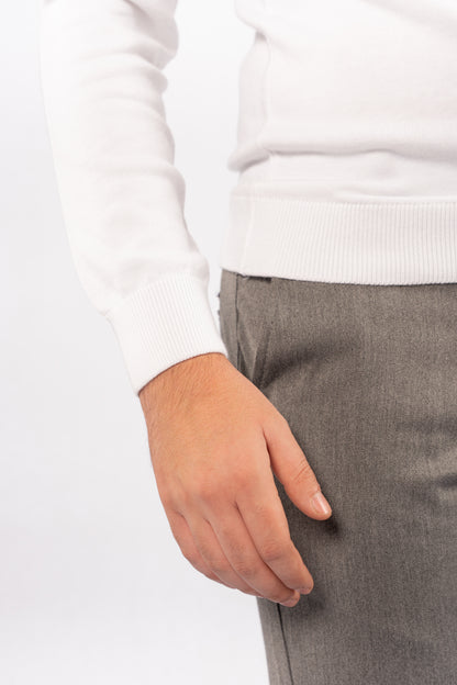 WHITE TURTLENECK SWEATER