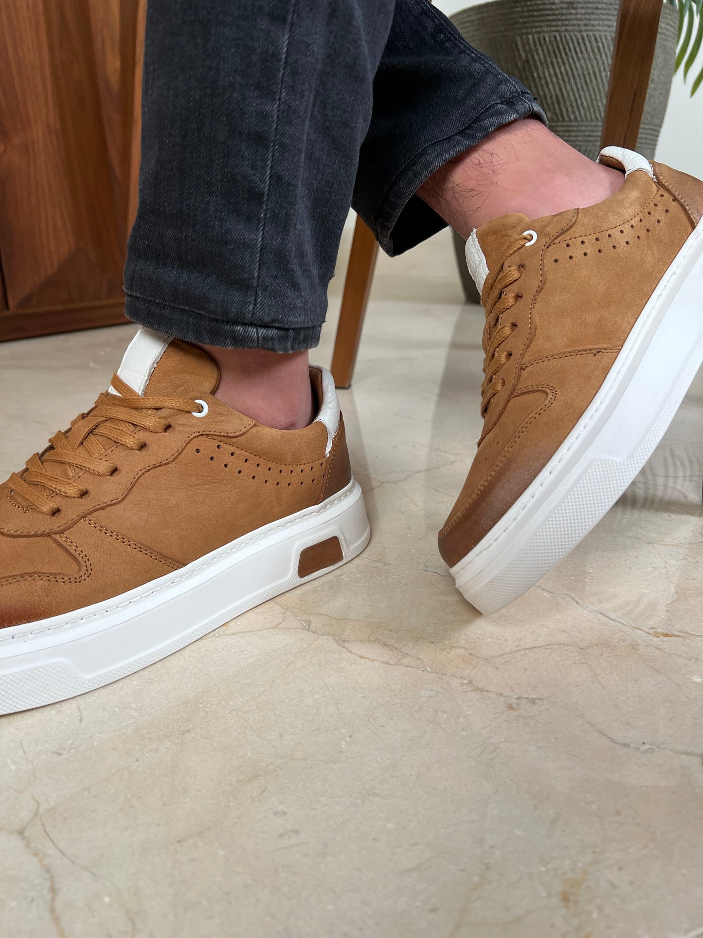 HAVANA SUEDE HIGH SOLE SNEAKER