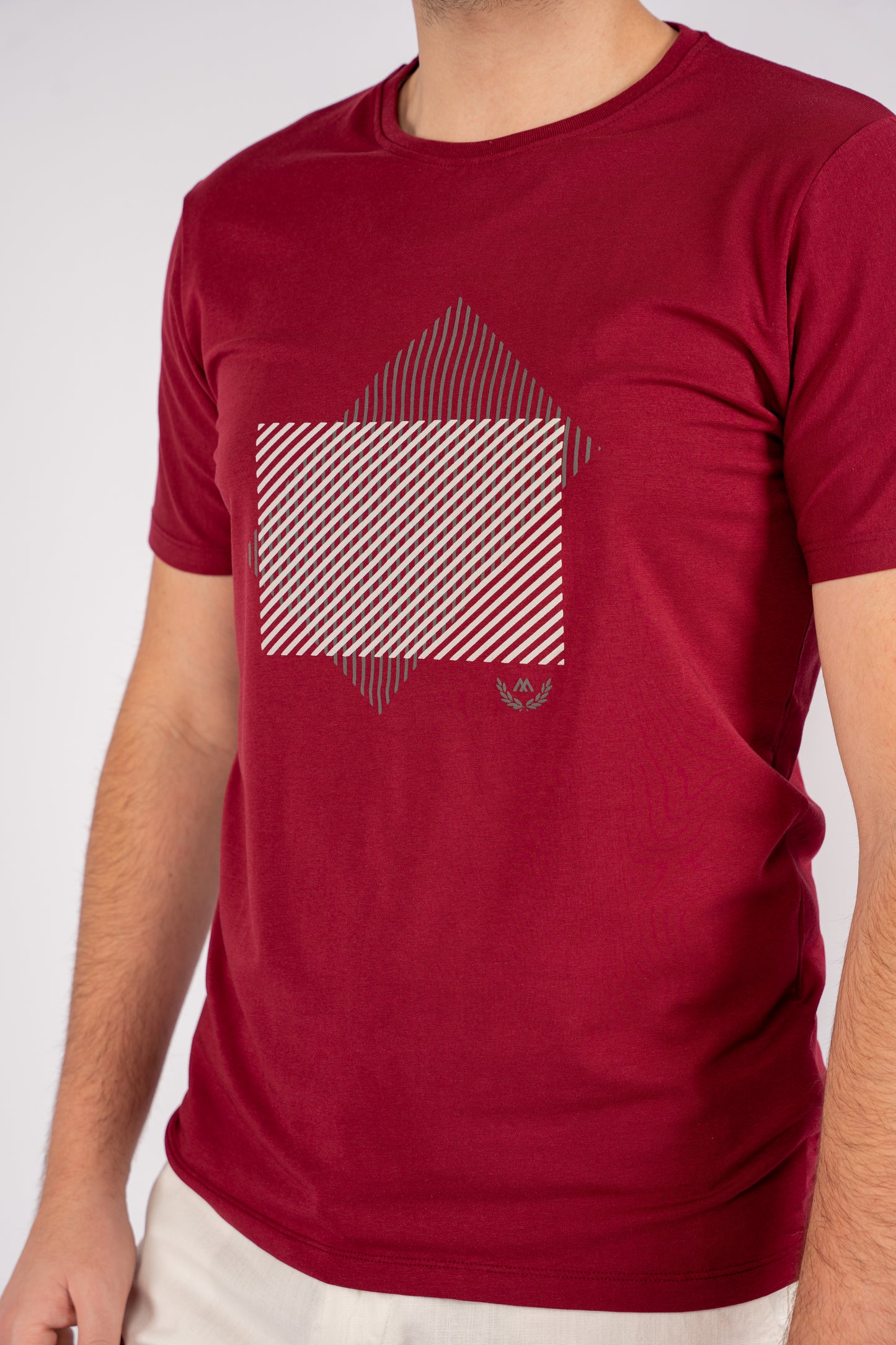 BURGUNDY DIAGONAL LINES TSHIRT