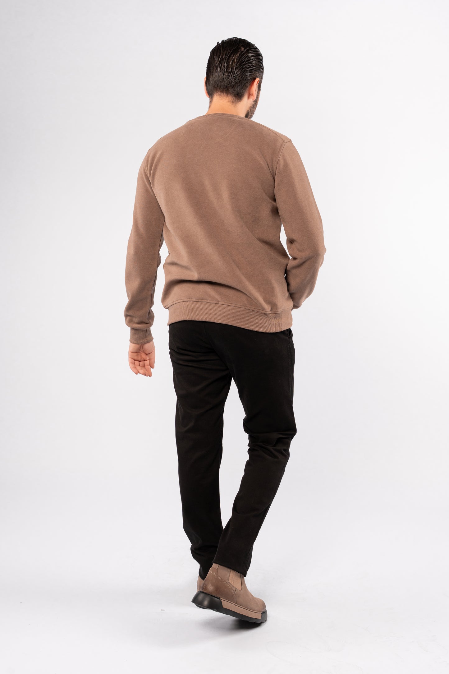 MOCHA SELANIK ROUNDNECK SWEATER
