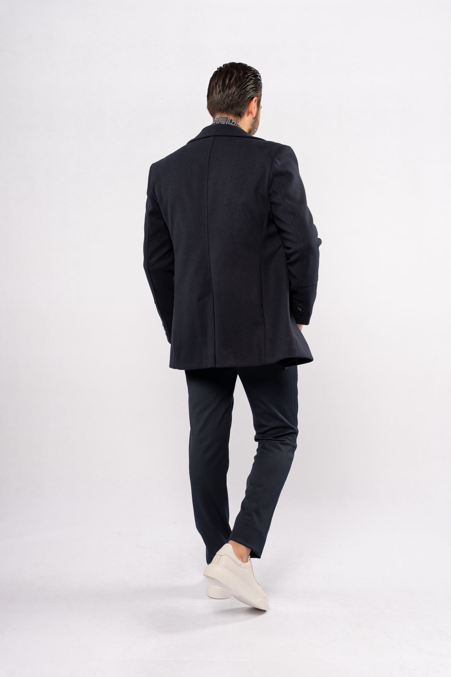 NAVY ELEGANCE WOOL COAT