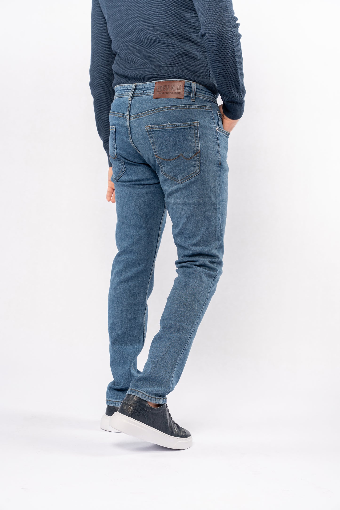 LIGHT BLUE REGULAR DENIM