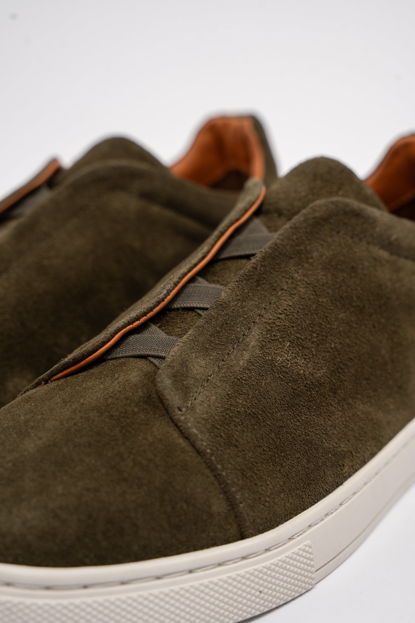 OLIVE TRIPLE X ELASTIC SNEAKER