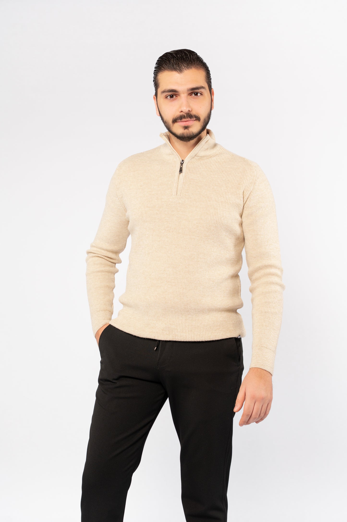 BEIGE KNITTED HIGHNECK ZIPPER SWEATER