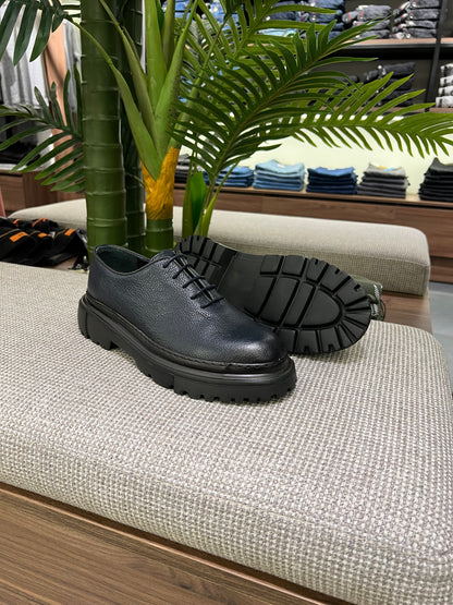 CASUAL NAVY LEATHER DERBY