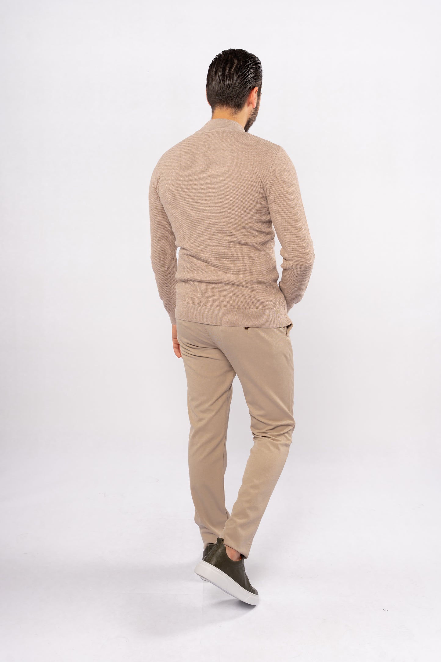 BEIGE HIGHNECK SWEATER