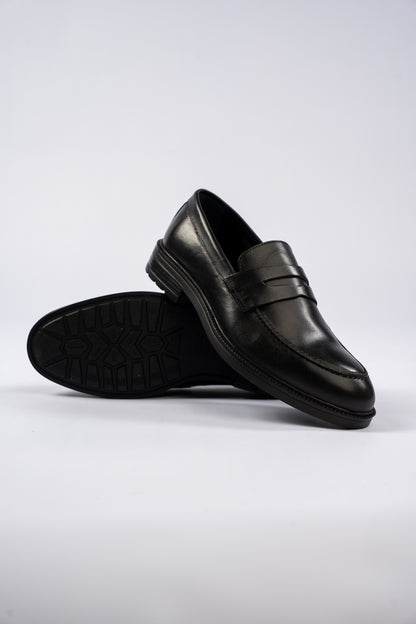 CLASSIC BLACK PENNY LOAFER