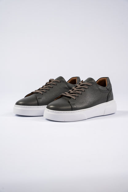 GREY LEATHER SNEAKER