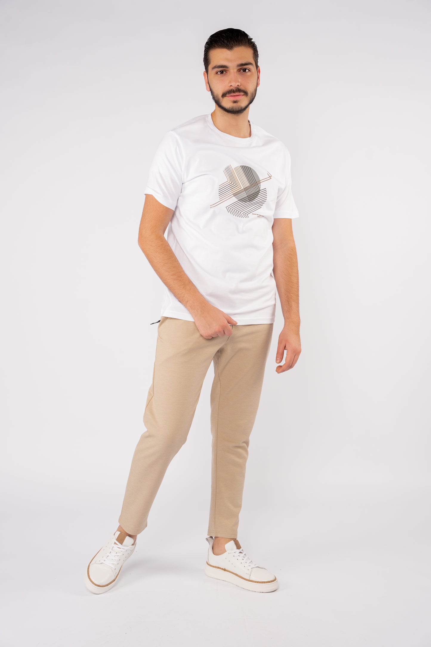 WHITE ABSTRACT PATTERN TSHIRT