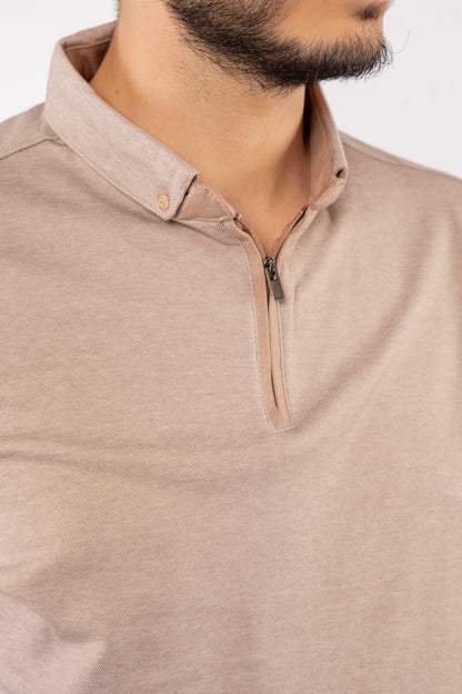 BEIGE ZIPPER BUTTON COLLAR POLO