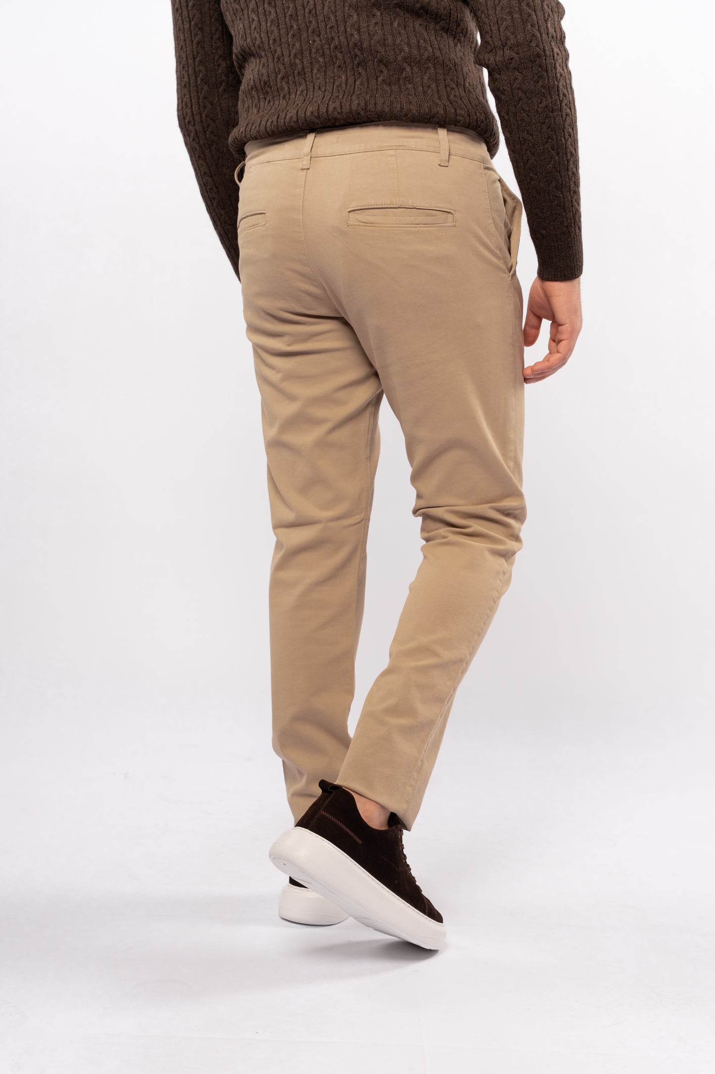 BEIGE ELEGANCE CHINO PANT
