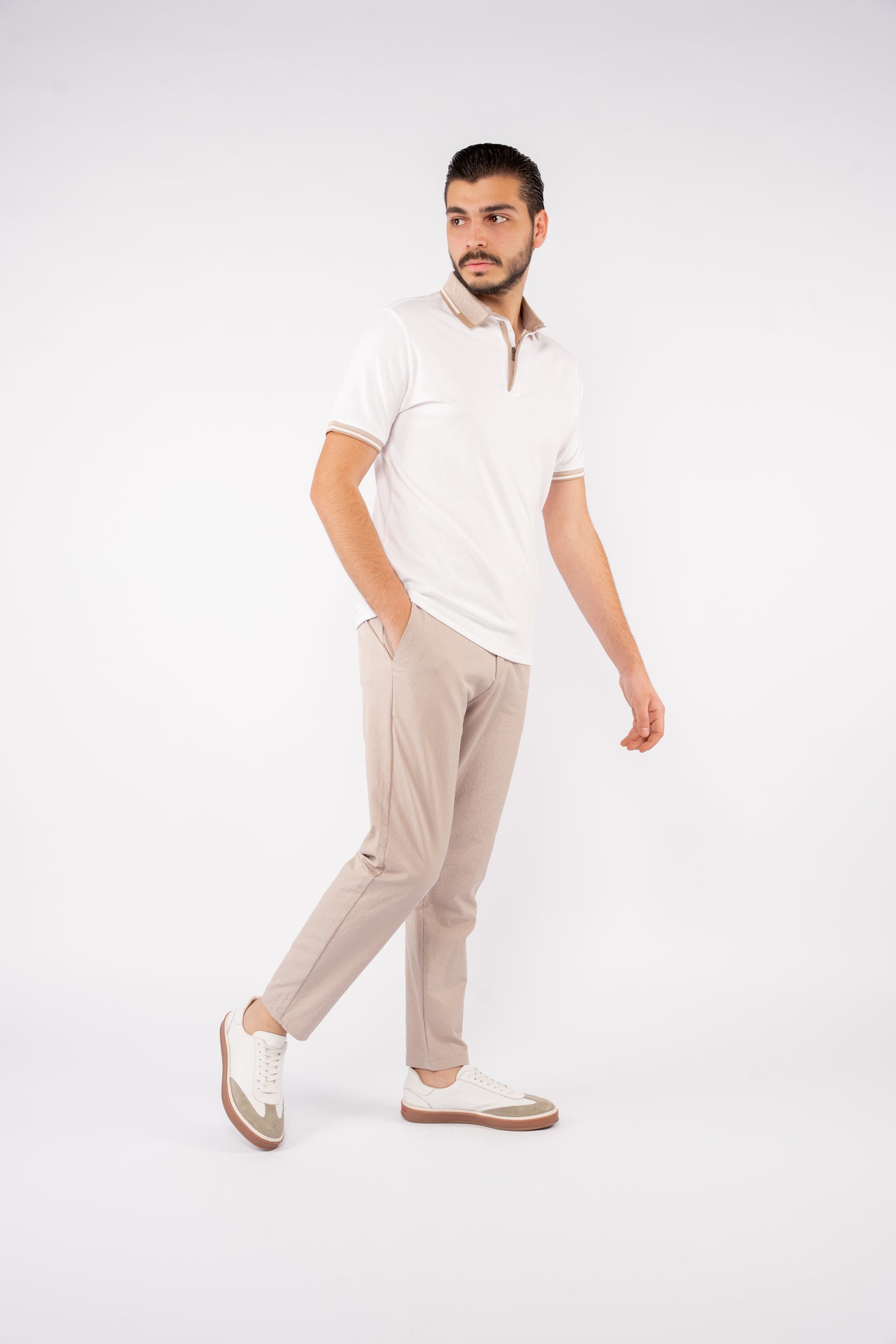 WHITE ZIPPER POLO