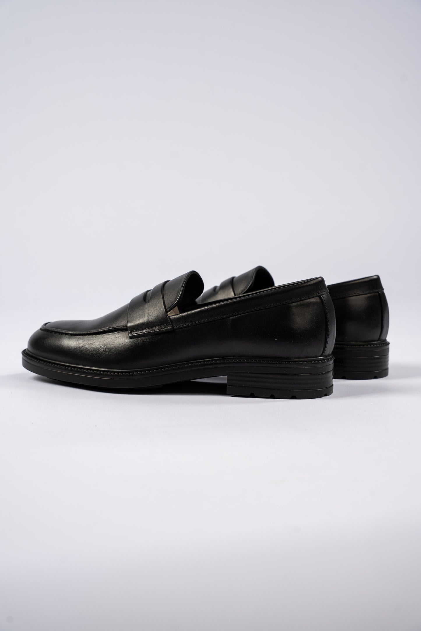 CLASSIC BLACK PENNY LOAFER