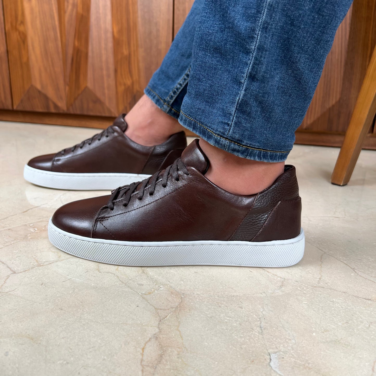 BROWN LEATHER SNEAKER